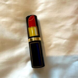 New Estée Lauder Lipstick - Envy 136 - Nude Color - full size